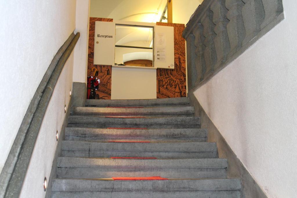 Zunfthaus Zur Rebleuten คูร์ ภายนอก รูปภาพ