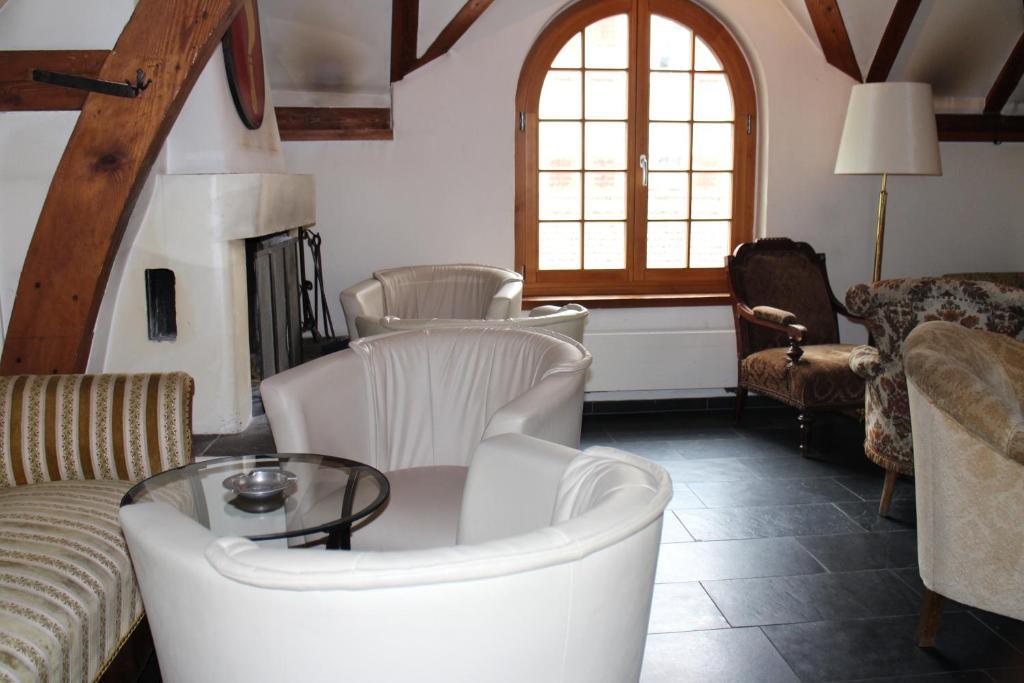 Zunfthaus Zur Rebleuten คูร์ ภายนอก รูปภาพ