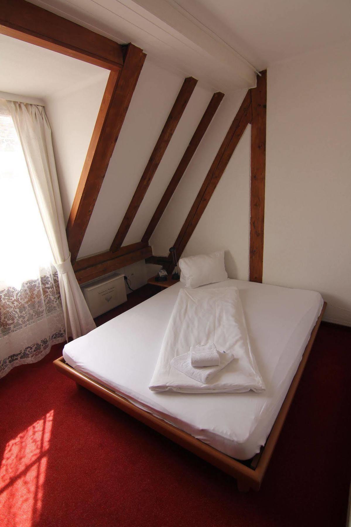 Zunfthaus Zur Rebleuten คูร์ ภายนอก รูปภาพ